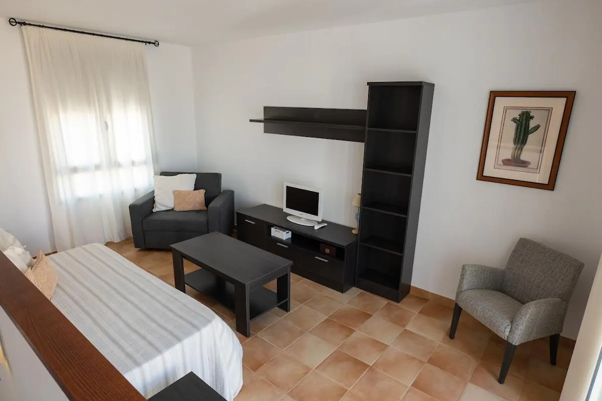 Villa De 4 Dormitorios En El Resort Playa Macenas Mojacar