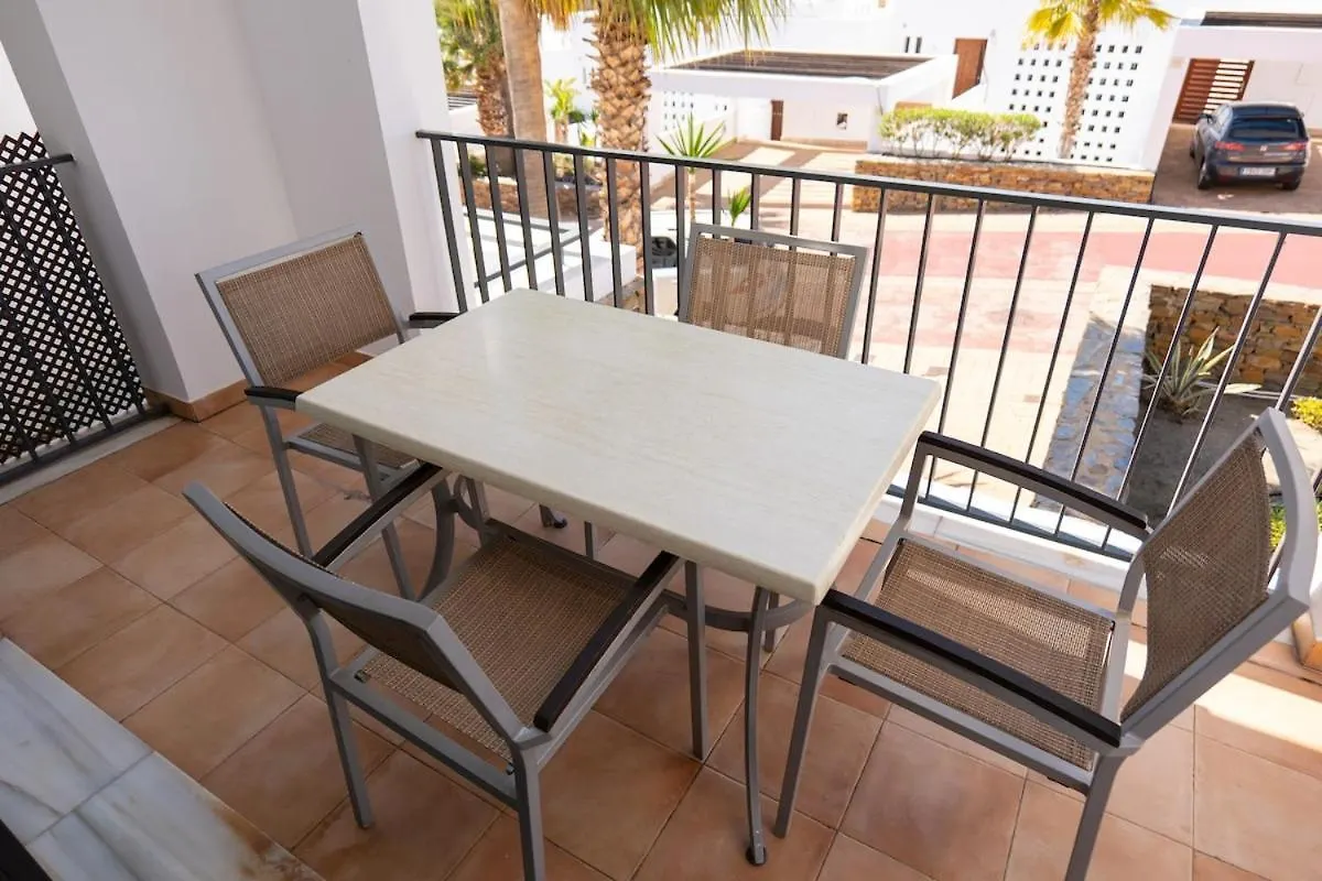 Villa De 4 Dormitorios En El Resort Playa Macenas Mojacar Spain