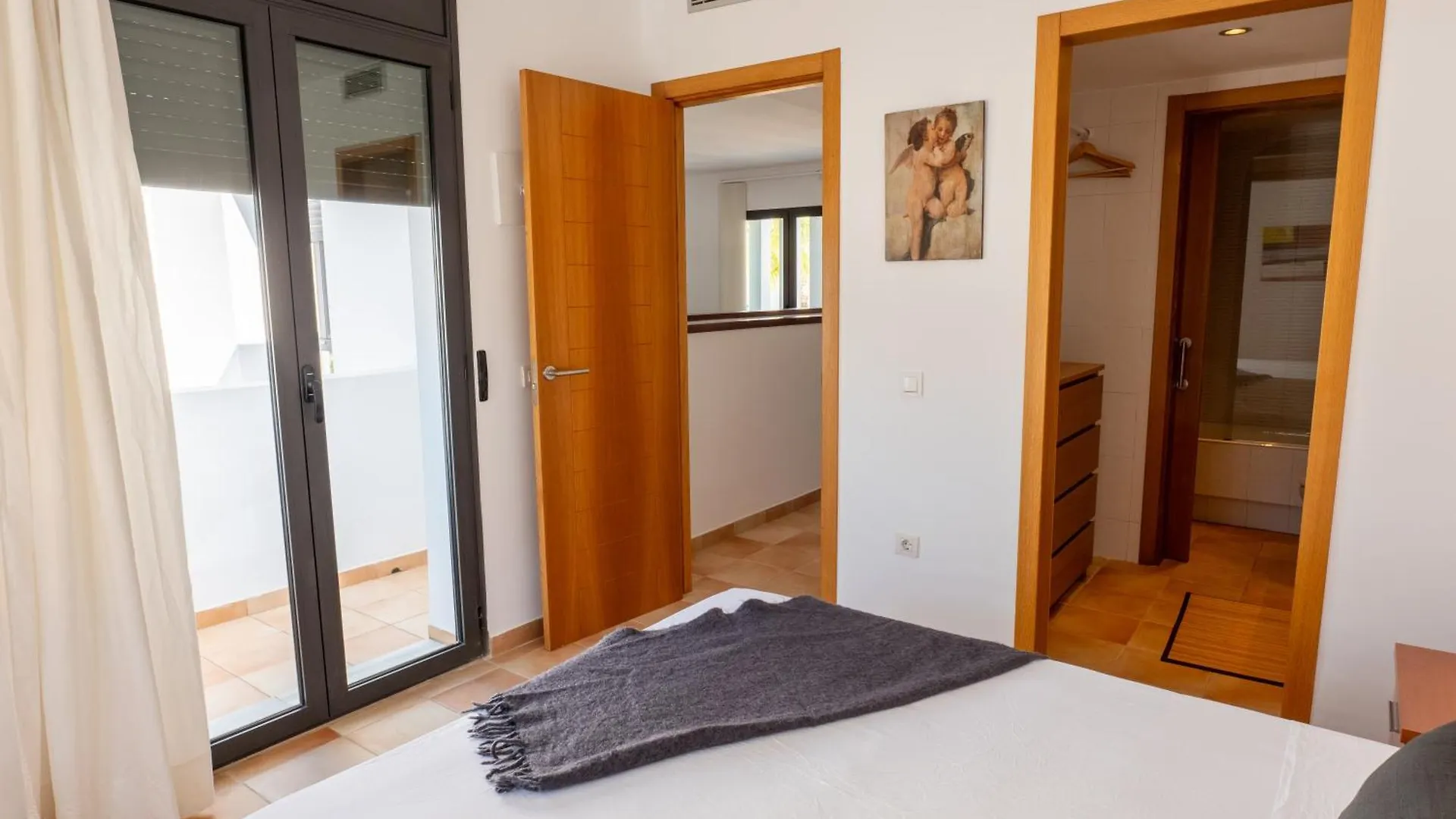 Villa De 4 Dormitorios En El Resort Playa Macenas Mojacar